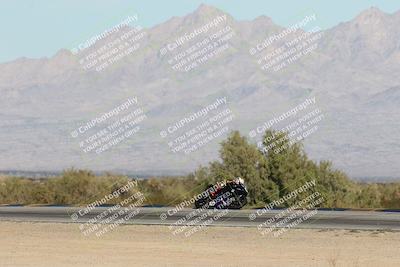 media/Dec-07-2025-CVMA (Sun) [[3e7d2de5dc]]/Race 8-Middleweight Shootout/